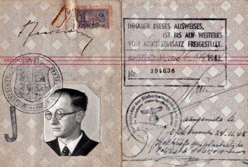 Удостоверения личности евреев, выдаваемые оккупантами. 1942 г.