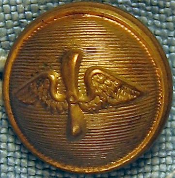 Пуговицы румынских ВВС.