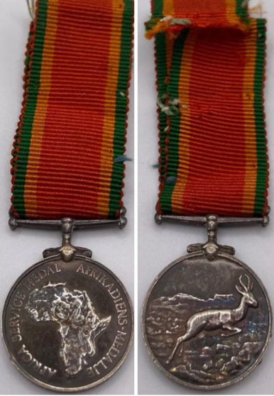 Орденская планка, аверс и реверс медали за службу в Африке.