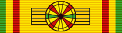 Рисунок орденской планки и знак Большого Креста ордена Менелика II на чрезплечной ленте.