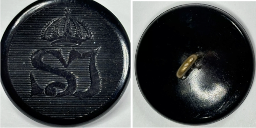 Пластмассовая пуговица шведской армии.