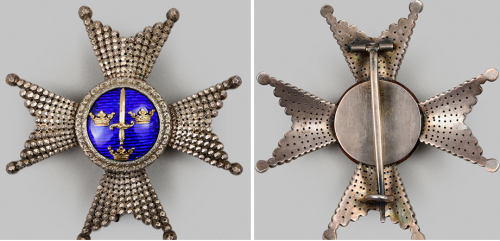 Звезда Командора I класса Ордена Меча.