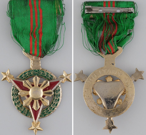 Орденская планка, аверс и реверс медали «За боевые заслуги».