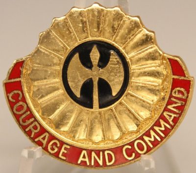 Знак 212-й полевой артиллерийской бригады.