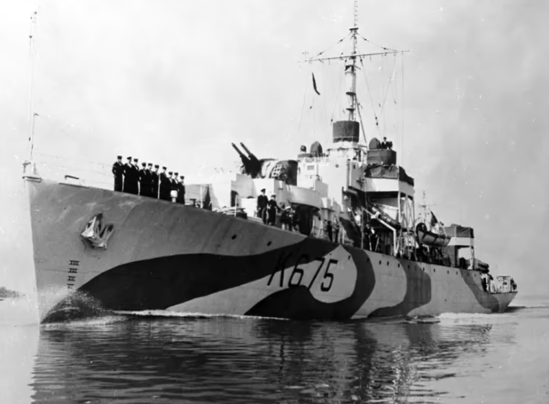 Речной HMCS Poundmaker. 1944 г.