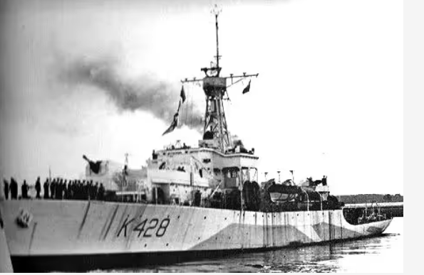 Корабль HMCS Loch Alvie. 1944 г.