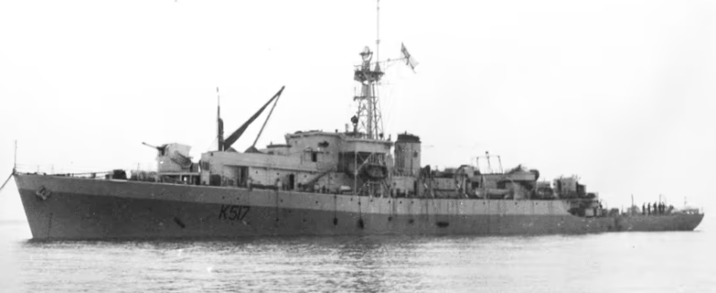 Корабль HMCS Loch Morlich. 1944 г.