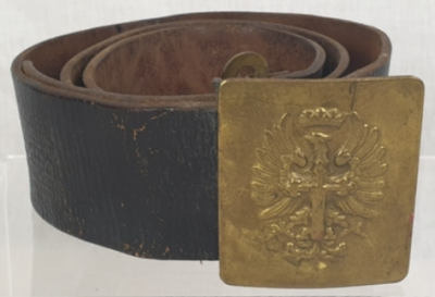 Армейские кожаные ремни.