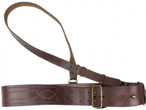 Кожаный ремень офицера с портупеей.