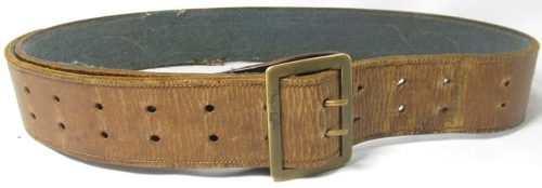 Офицерский кожаный ремень.