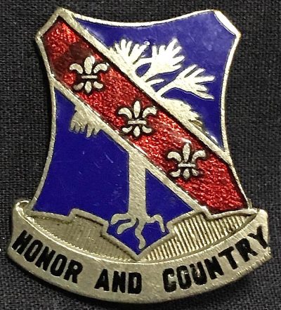 Знак 327-го планерного пехотного полка.