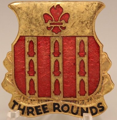Знак 333-го артиллерийского дивизиона.
