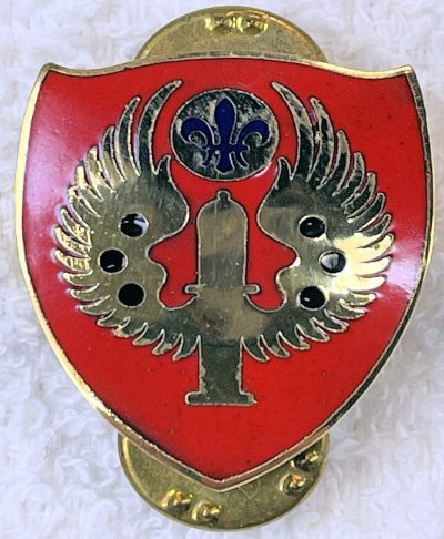 Знак 463-й воздушно-десантной полевой артиллерийской дивизии.