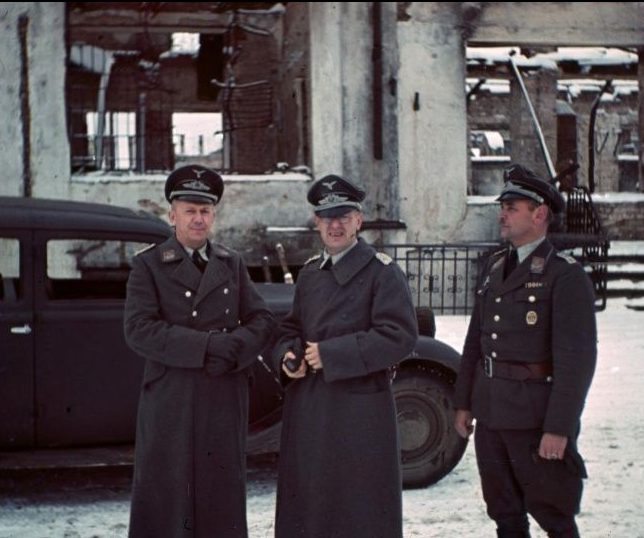 Немцы в оккупированном Смоленске. 1941 г. 