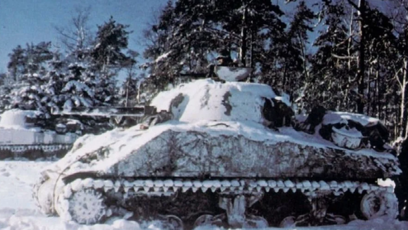 Танки в Арденнах. 1944 г.