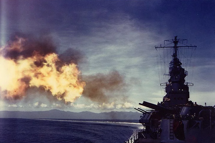 Легкий крейсер USS Билокси. 1944 г.