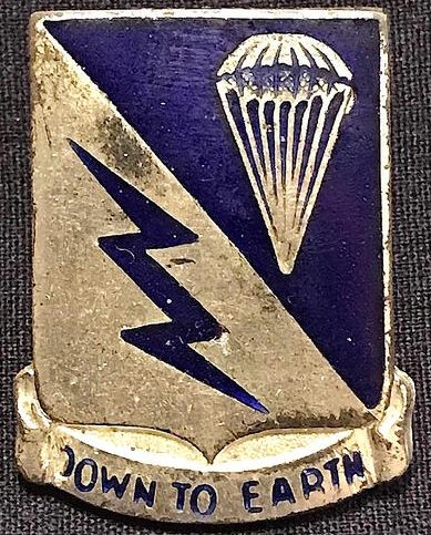 Знаки 507-го парашютно-пехотного полка. 