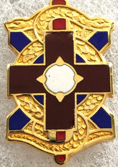 Знак 382-го полевого госпиталя.