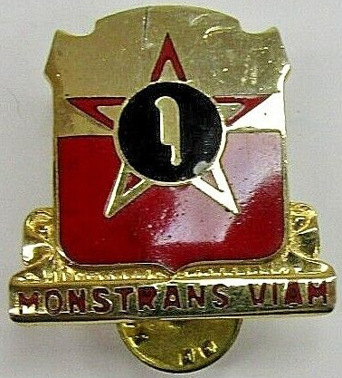 Знак 528-го полка полевой артиллерии. 