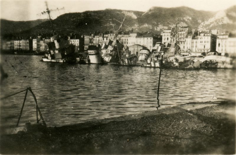 Затопленный флот в Тулоне. 28 ноября 1942 г.