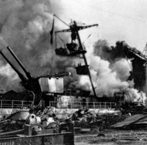 Затопленный флот в Тулоне. 28 ноября 1942 г.