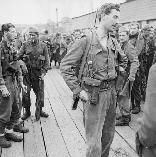 Бойцы 4-го коммандос после рейда на Дьепп.