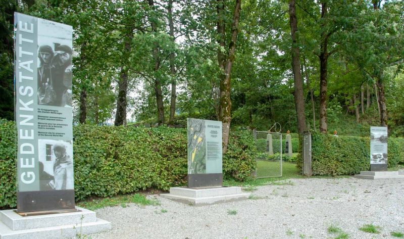 Санкт Йохан-Им-Понгау. Монументы в память о погибших 3598 узниках концлагерей.