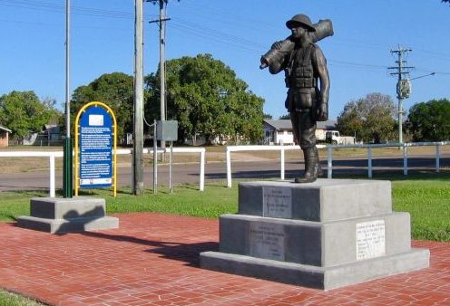 г. Брэндон. Военный мемориал.