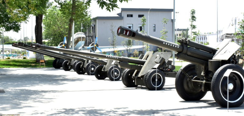 Выставка военной техники.