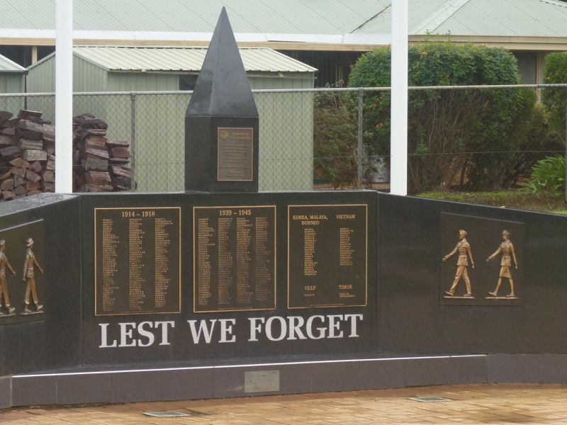 г. Пембертон. Военный мемориал.