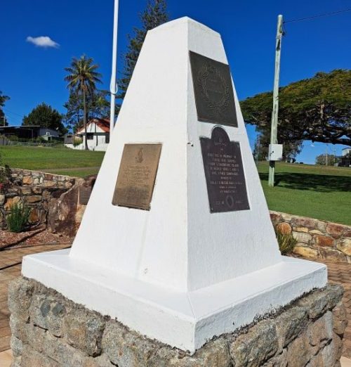 г. Данвича. Военный мемориал на острове Северный Стрэдброк.