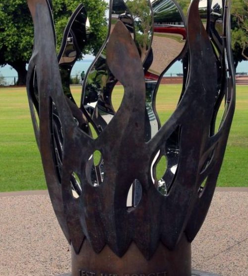 г. Дарвин. Вечный огонь памяти Дарвина.