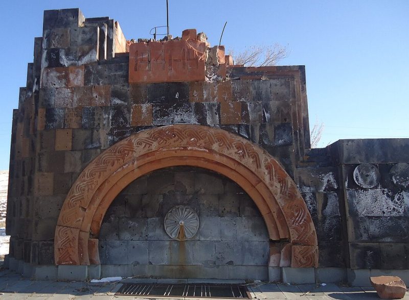 с. Цохамарг. Памятники погибшим землякам.