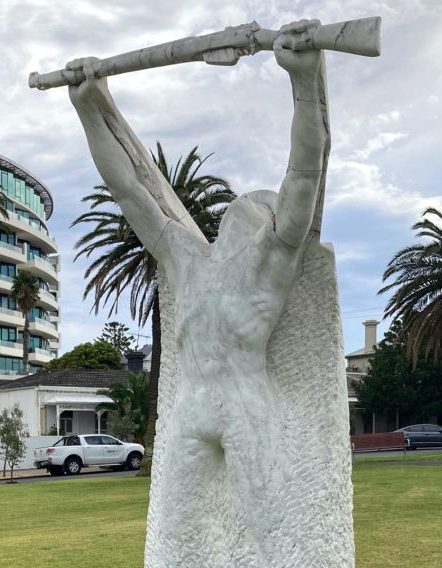 г. Сент-Килда. Мемориал «Все войны и крест Виктории».