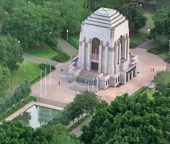 г. Сидней. Военный мемориал в Гайд-парке.