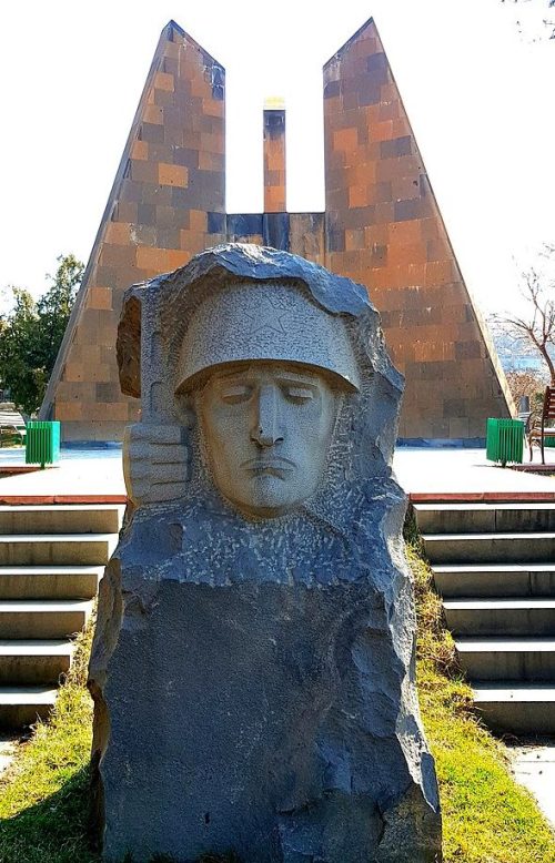 г. Ереван. Мемориал жителям города, погибшим в годы войны.