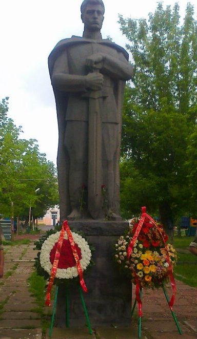 г. Ереван. Мемориал неизвестному солдату, установленному в Центральном парке. 