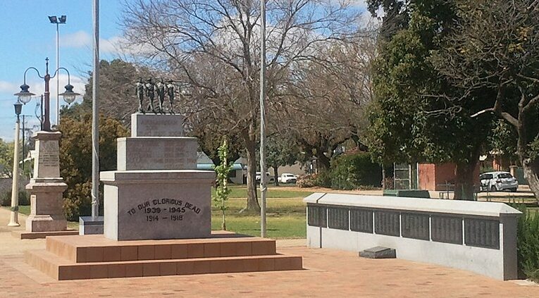 г. Форбс. Военный мемориал.