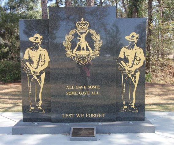 г. Эноггера. Мемориал Королевского австралийского полка.
