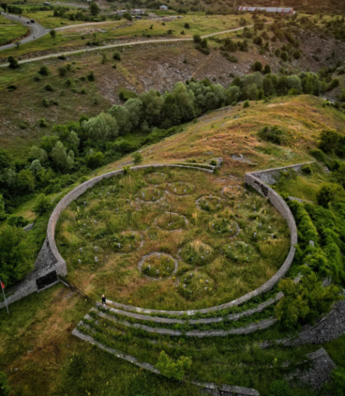 Общий вид мемориала.