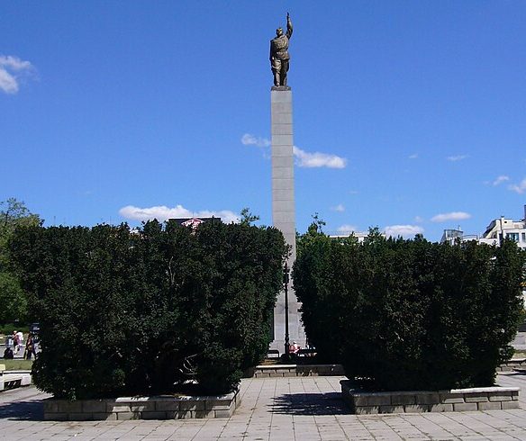 г. Бургас. Памятник Алеше.