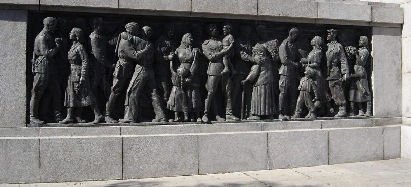 г. Бургас. Памятник Алеше.