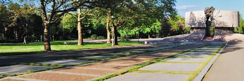 г. Бургас. Пантеон, памятник погибшим антифашистам.