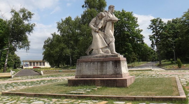 г. Велики Преслав. Памятник антифашистам.