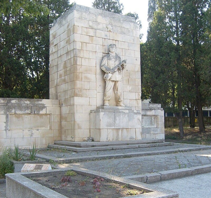 г. Каблешково. Партизанский мемориал.