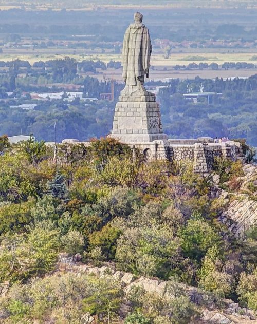г. Пловдив. Памятник советской армии «Алёша».