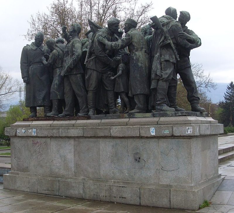 г. София. Памятник Советской армии (частично демонтированный).