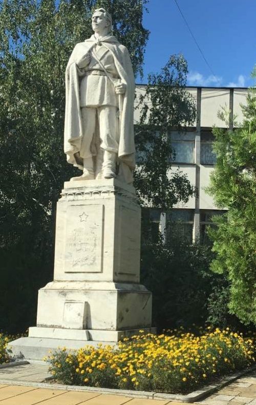 г. Тополовград. Памятник Сопротивлению.