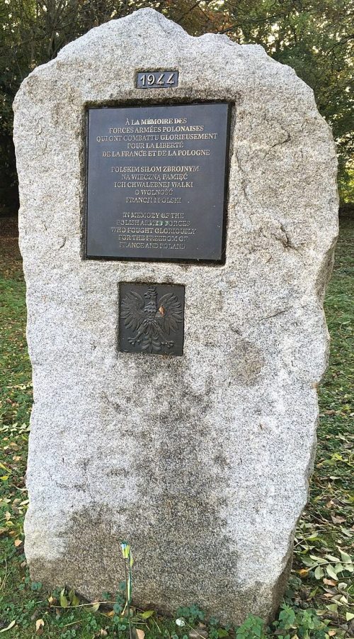 Стела Польским Вооружённым Силам.