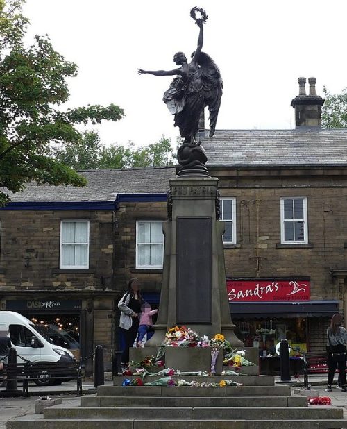 г. Глоссоп. Военный мемориал. 